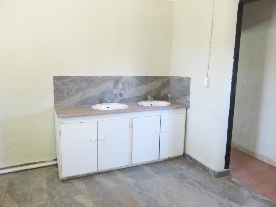 To Let 3 Bedroom Property for Rent in Lake Deneysville AH Free State